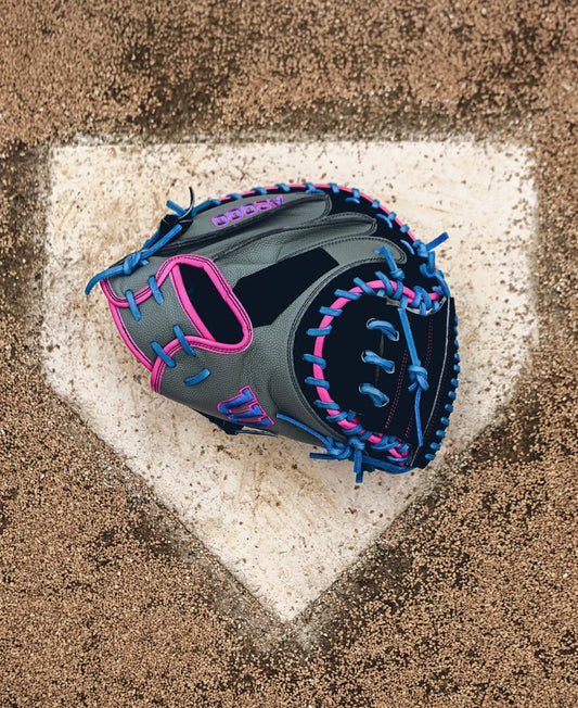 1ST/CATCHERS MITT BREAK-IN